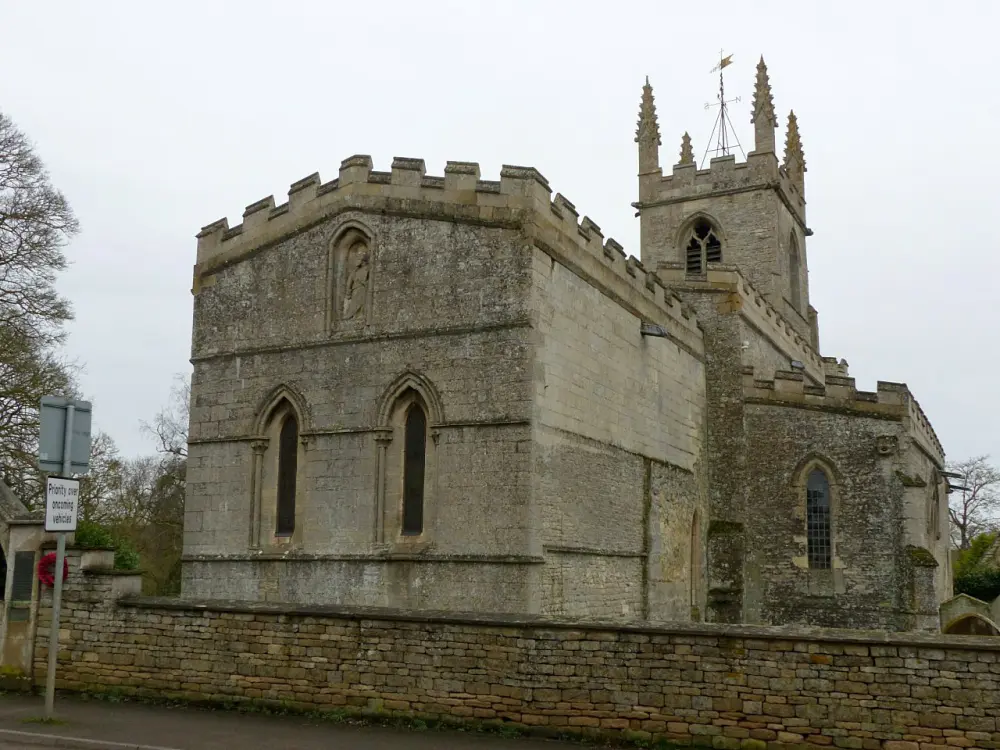 Photo de Église de St Peter et St Paul - Historic England