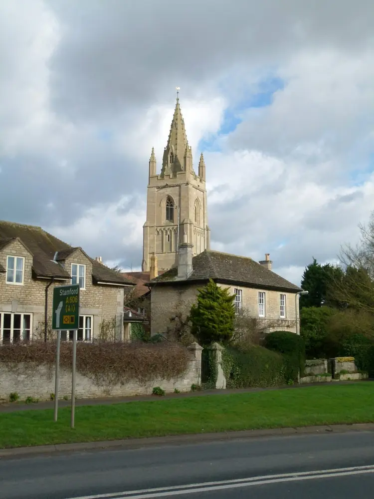 Photo de Église de St Peter - Historic England