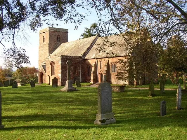 Foto de Iglesia de St Margaret y St James - Historic England