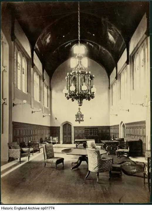 Foto de Fawsley Hall - Historic England / Historic England Archive