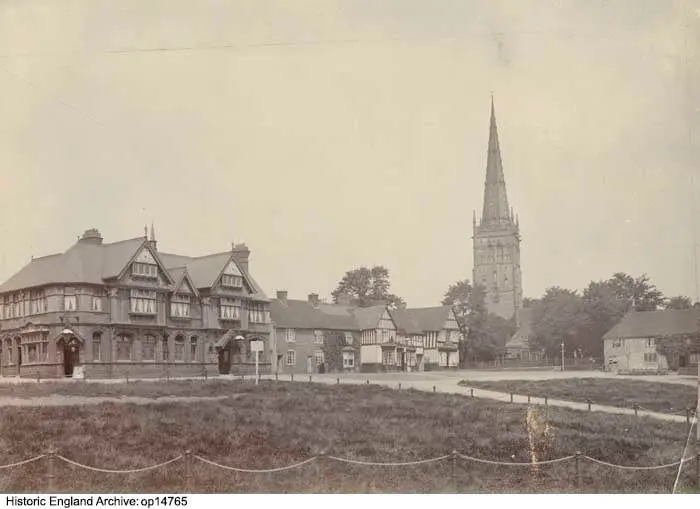 Foto de Iglesia de San Nicolás - Historic England / Historic England Archive