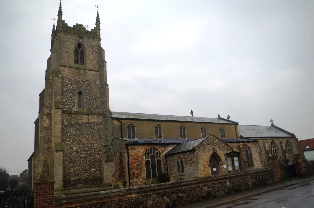 Foto de Iglesia de Santa María - Historic England