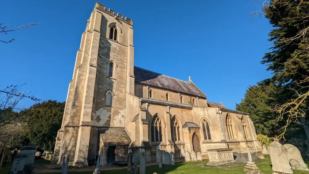 Foto de Iglesia de St Mary y St Michael - Historic England