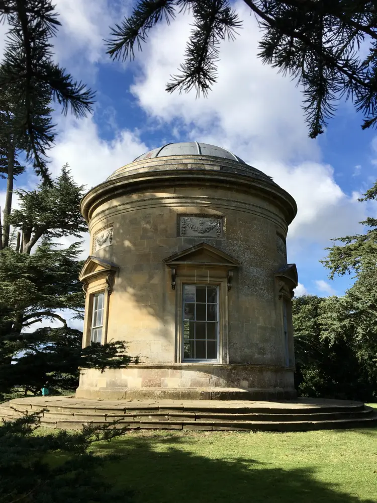 Photo de La Rotonde, le parc d'arbustes Croomé - Historic England