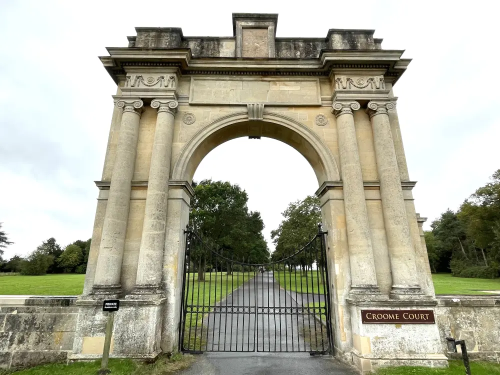 Photo de Pershore (ou Londres) Lodge et portes - Historic England