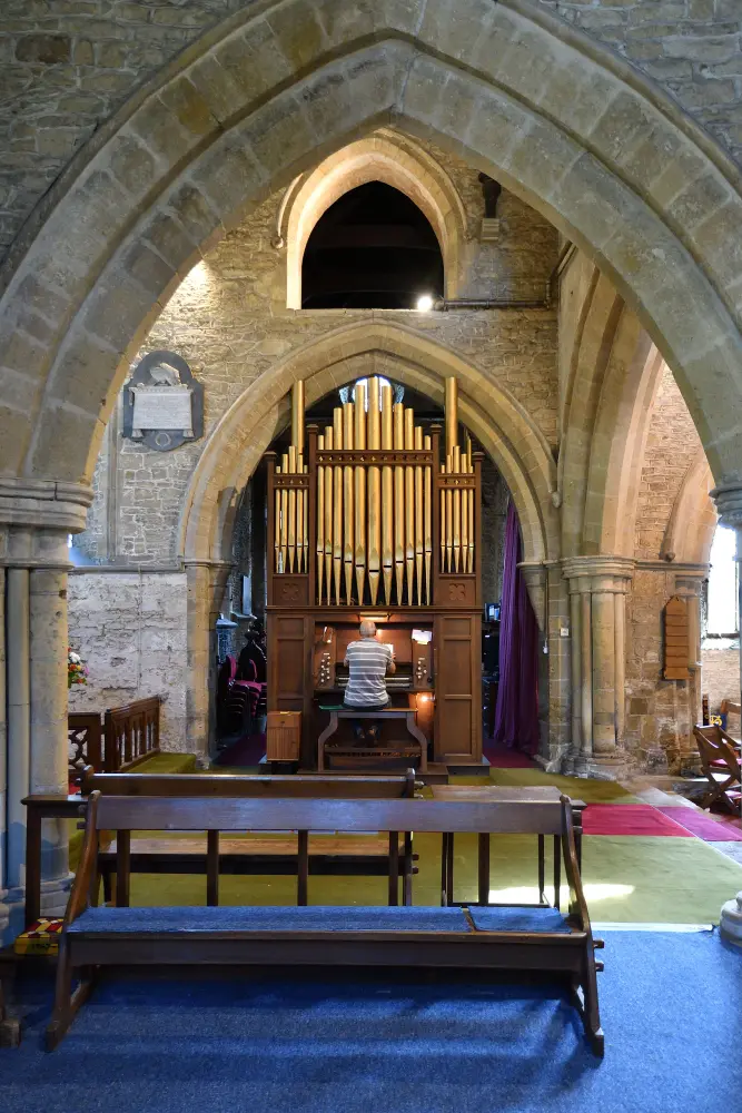 Photo de Église de St Peter Ad Vincula - Historic England