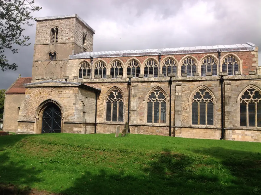 Photo de Église de St Peter - Historic England