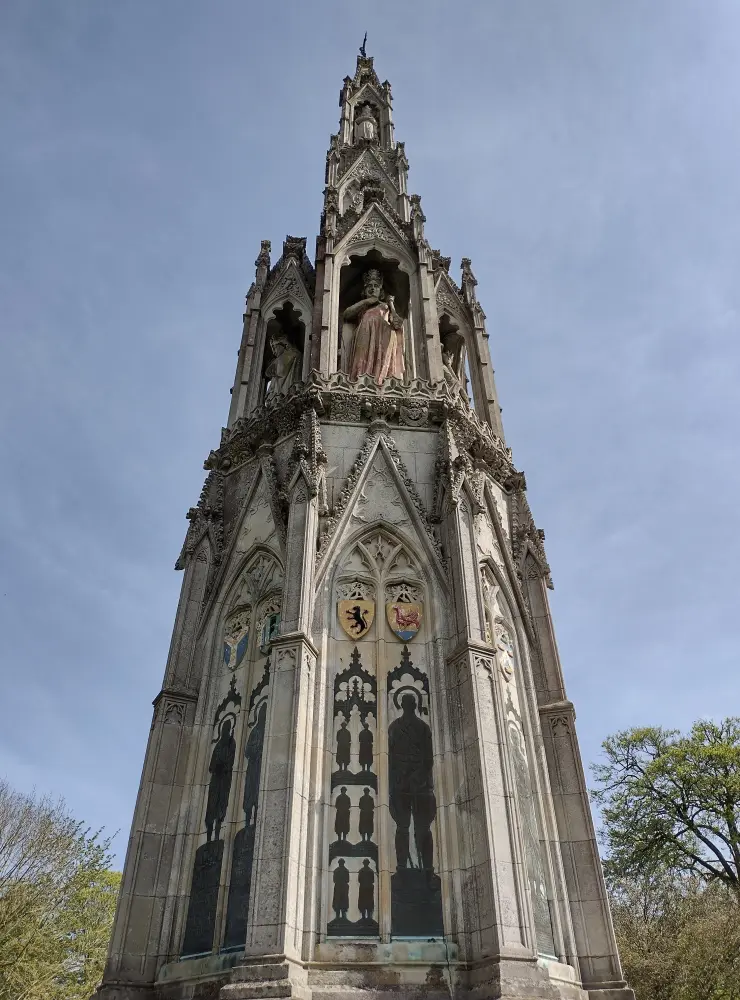 Photo de Cross Eleanor - Historic England