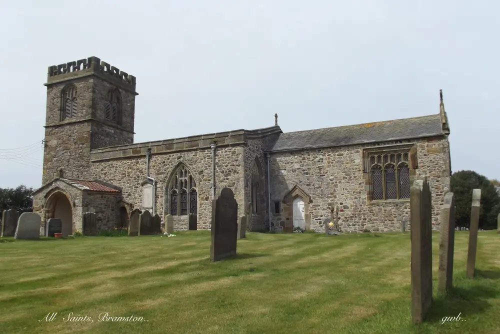 Foto de Iglesia de todos los santos - Historic England