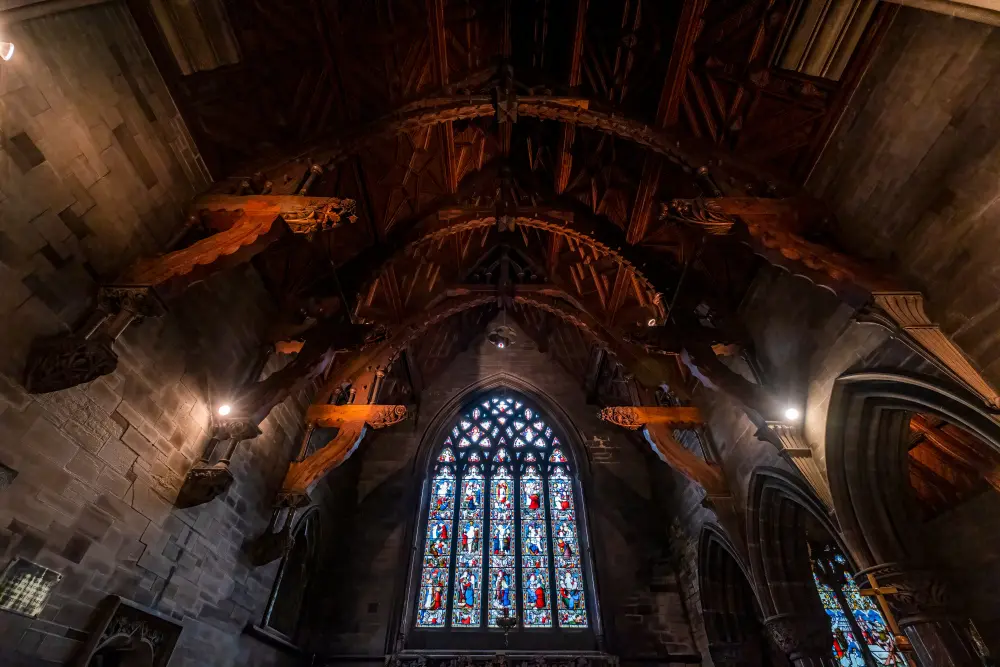 Photo de Église de Saint Edmund et mur aux limites associées, balustrades et portes - Historic England