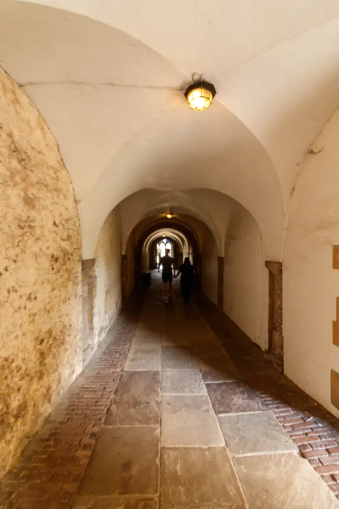 Foto de Entrada oscura - Historic England