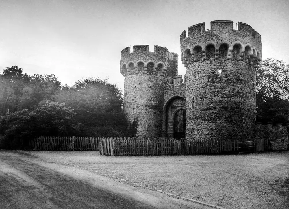 Photo de Gatehouse de château de refroidissement - Historic England