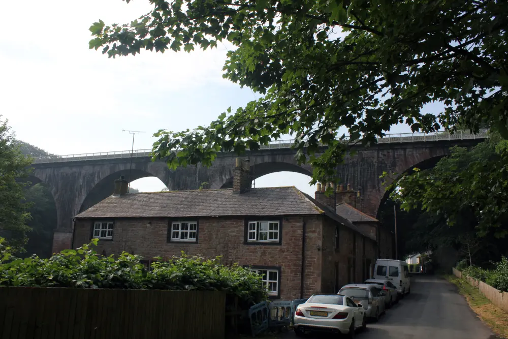 Photo de Pont Corby - Historic England