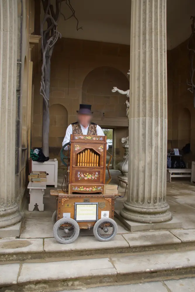 Photo de Temple de la flore - Historic England
