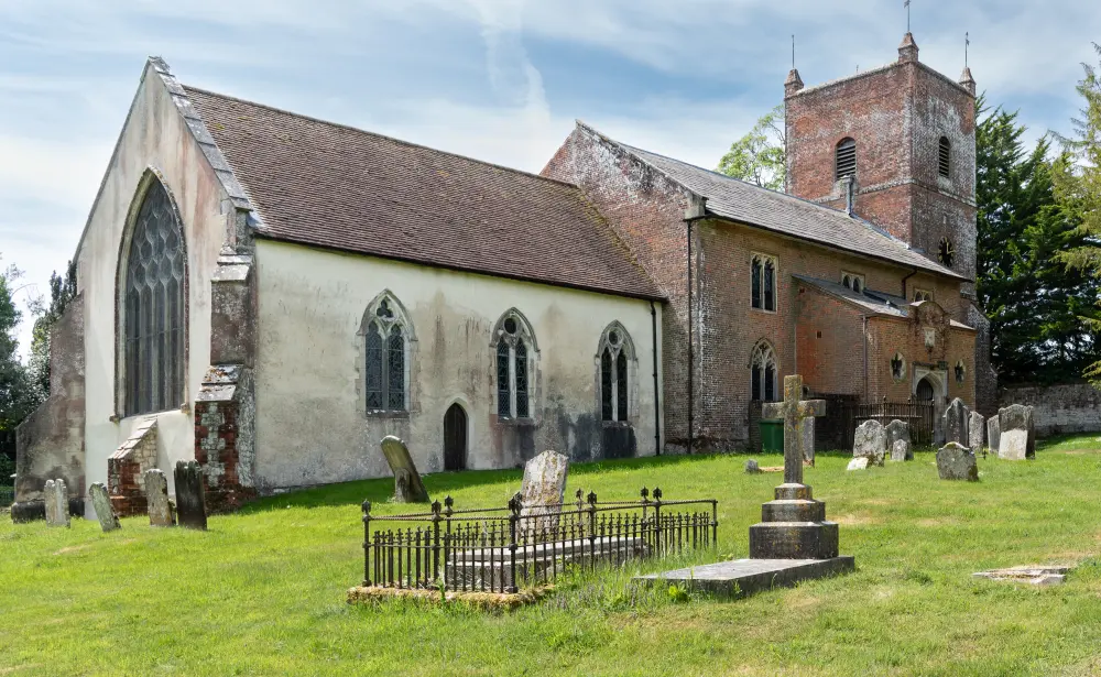 Foto de Iglesia de Santa María de la suposición - Historic England