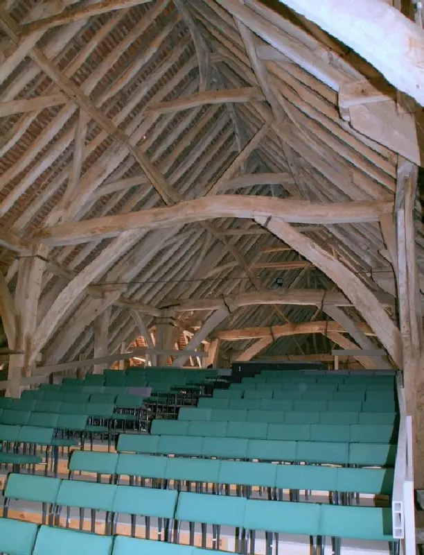 Foto de Granero monástico de Titchfield Abbey en Fern Hill Farm - Historic England / C M