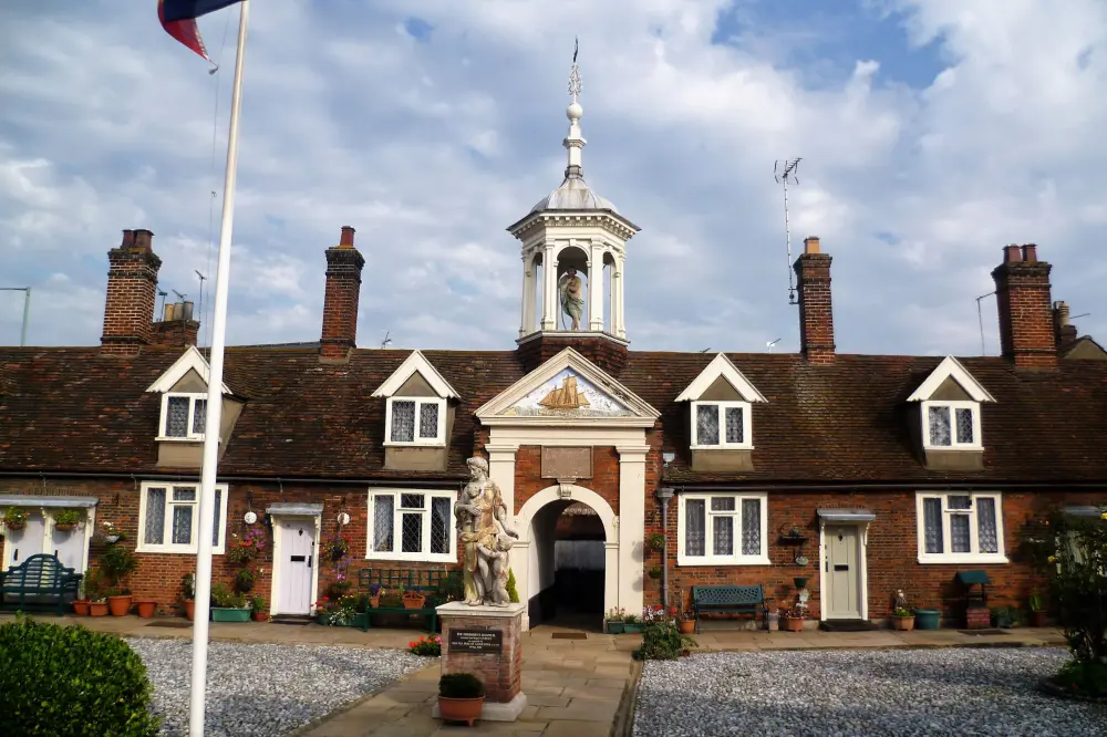 Foto de Hospital de pescadores, incluidos muelles y barandas - Historic England / Kevin Waterhouse
