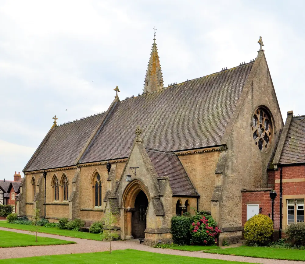 Foto de Iglesia de St Leonard - Historic England / Brian Mawdsley