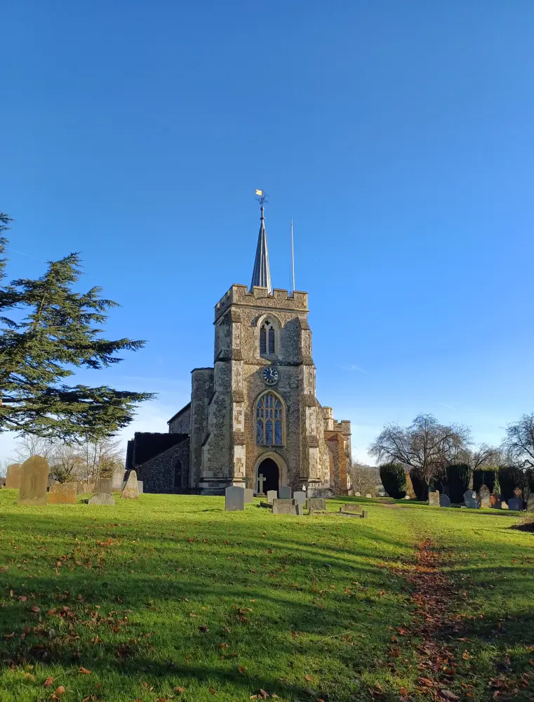 Foto de Iglesia parroquial de San Pedro y San Pablo - Historic England / Helen C-F