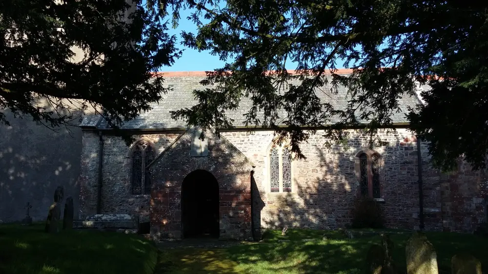 Foto de Iglesia de St Bartholomew - Historic England