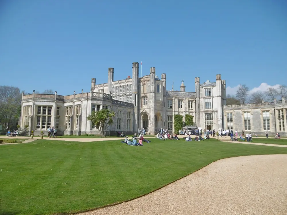 Photo de Château de Highcliffe - Historic England