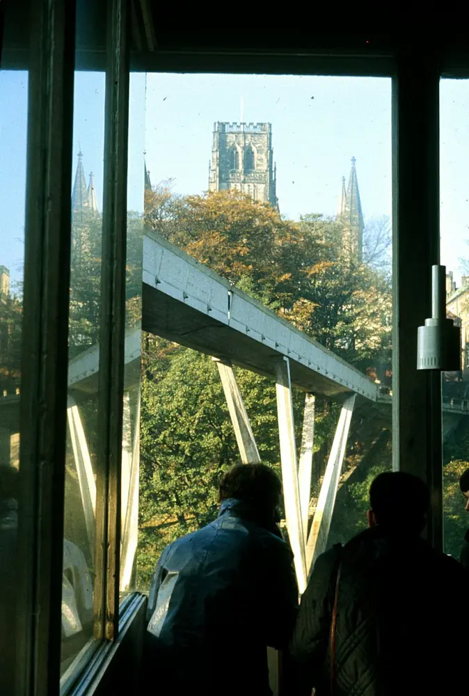 Photo de Pont de Kingsgate - Historic England