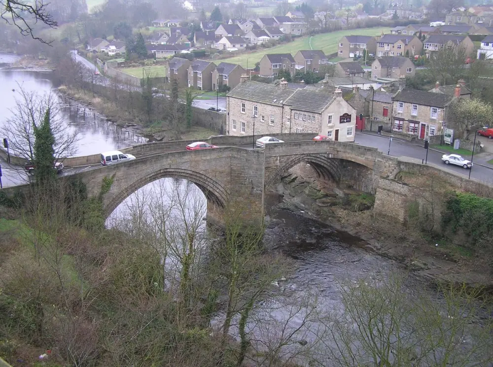 Photo de Pont de château de Barnard, au-dessus des t-shirts de la rivière - Historic England / Paul Adams