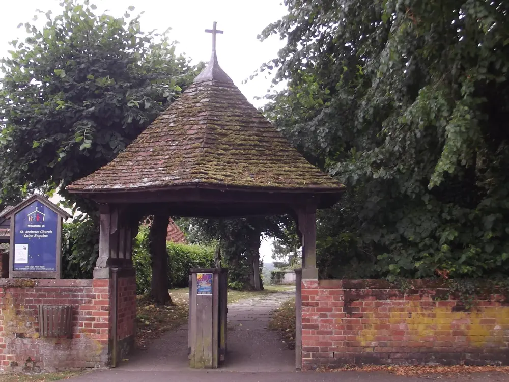 Photo de Église paroissiale de St Andrew - Historic England / Clive  Nason