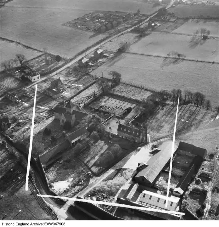 Photo de Église des Saintes innocents - Historic England