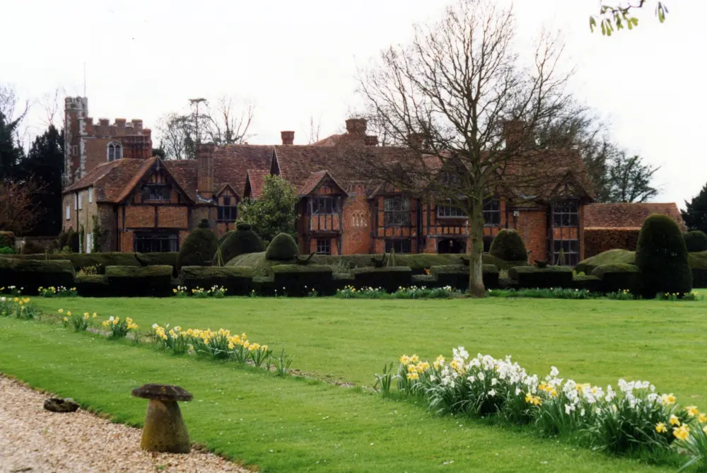 Photo de Dorney Court - Historic England