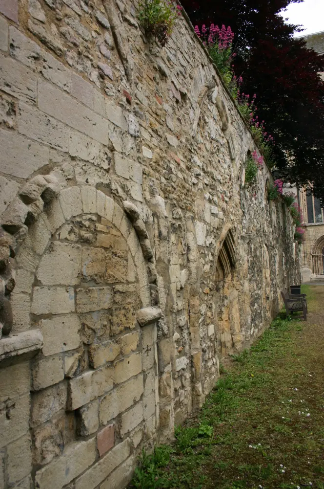 Photo de Grand cloître - Historic England