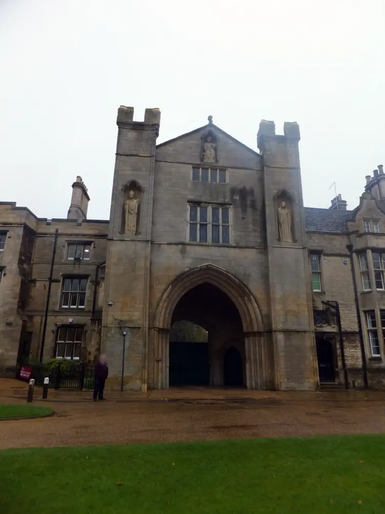 Photo de Porte des évêques - Historic England