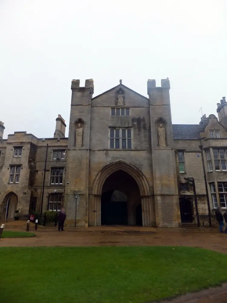 Photo de Porte des évêques - Historic England