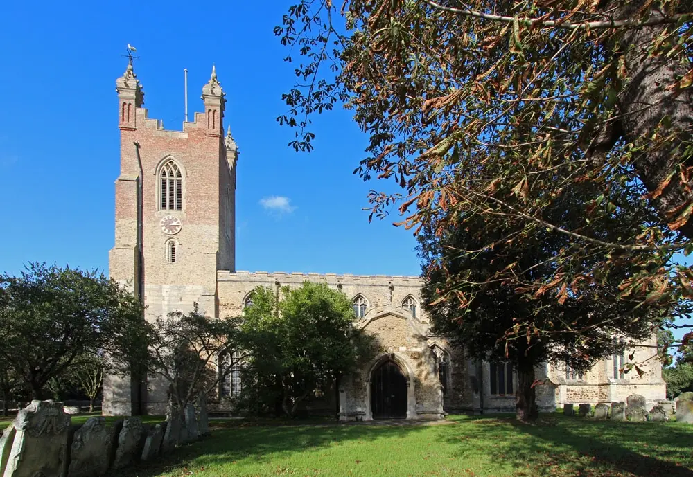Foto de Iglesia de todos los santos - Historic England