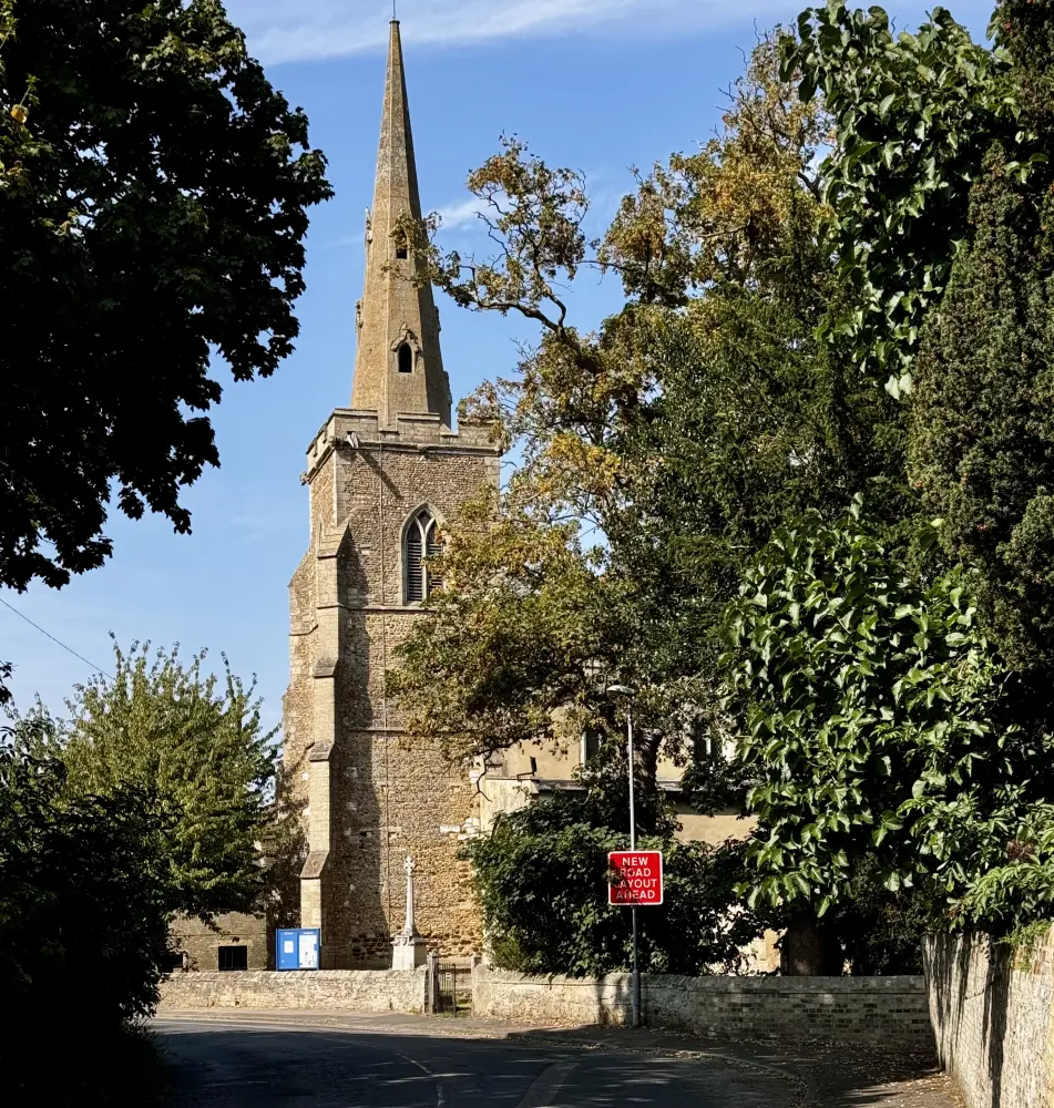 Foto de Iglesia parroquial de todos los santos - Historic England
