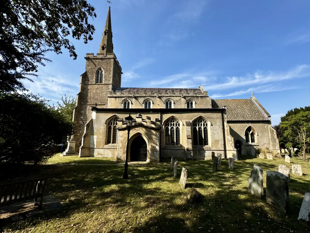 Foto de Iglesia parroquial de todos los santos - Historic England