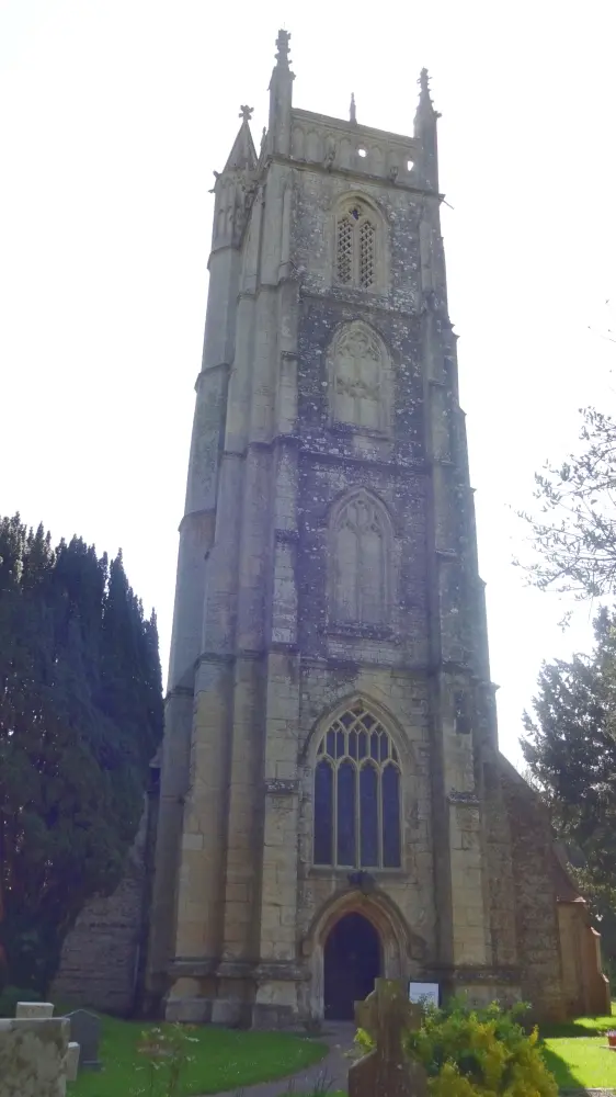 Photo de Église des All Saints - Historic England