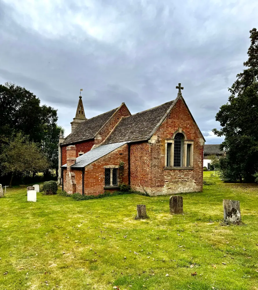 Foto de Iglesia parroquial de San Juan Evangelista - Historic England / Richard Poynder