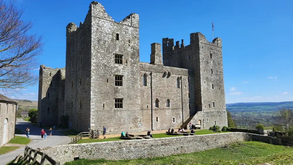 Photo de Château de Bolton - Historic England