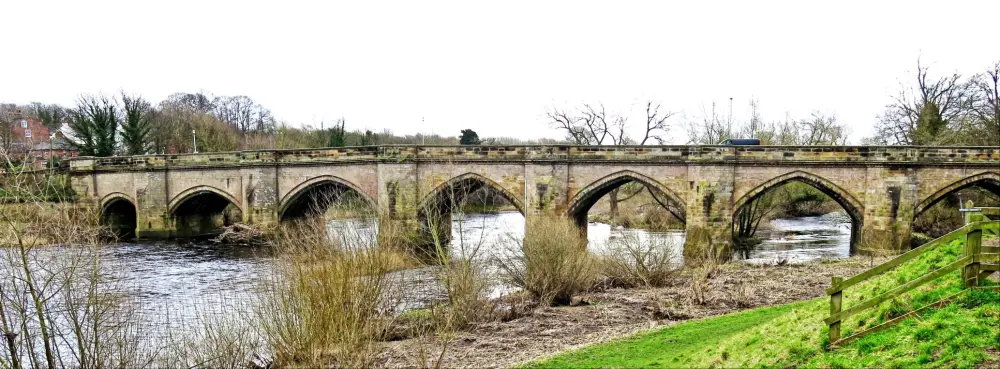 Photo de Croft Bridge - Historic England