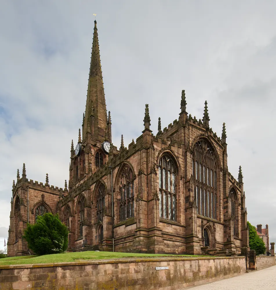 Photo de Église des All Saints - Historic England / David Edge