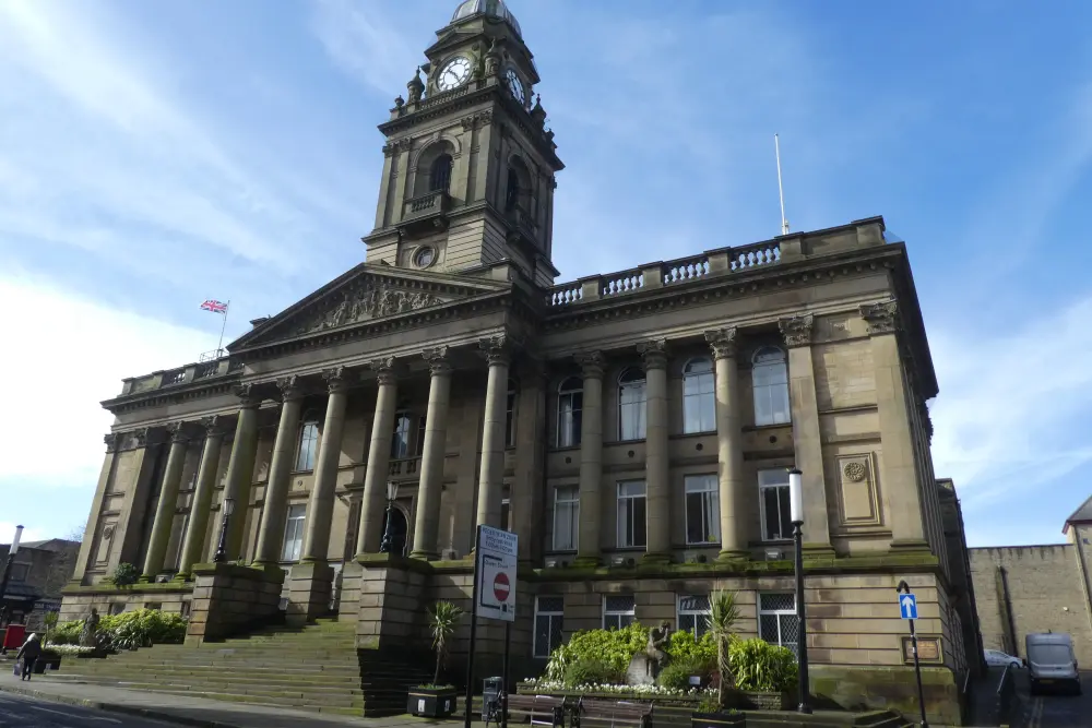 Photo de La mairie - Historic England / David Furniss