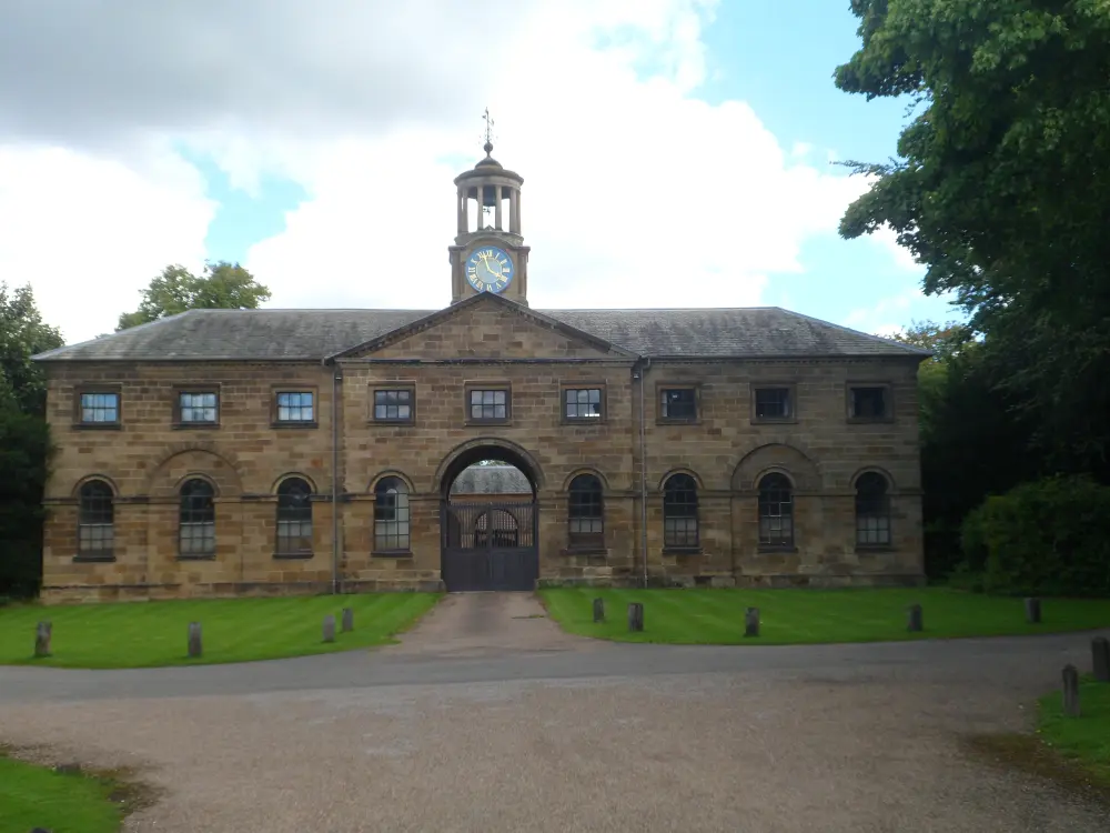 Photo de Stableblock, vers 80 mètres au nord-est d'Ormesby Hall - Historic England