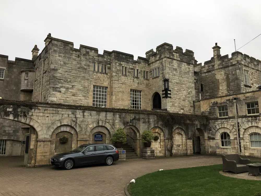 Photo de Château de Hazlewood - Historic England