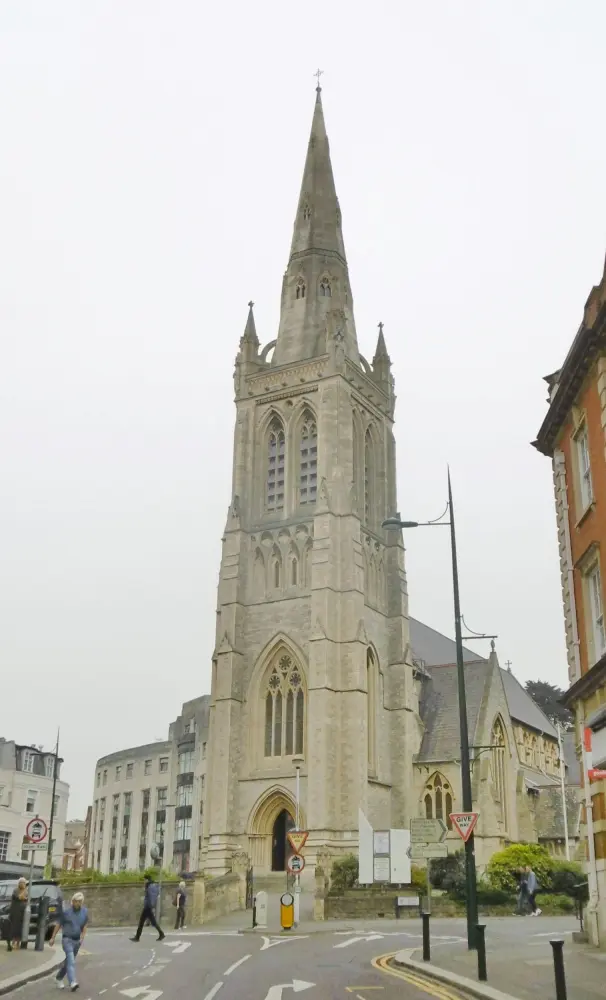 Photo de Église de St Peter - Historic England