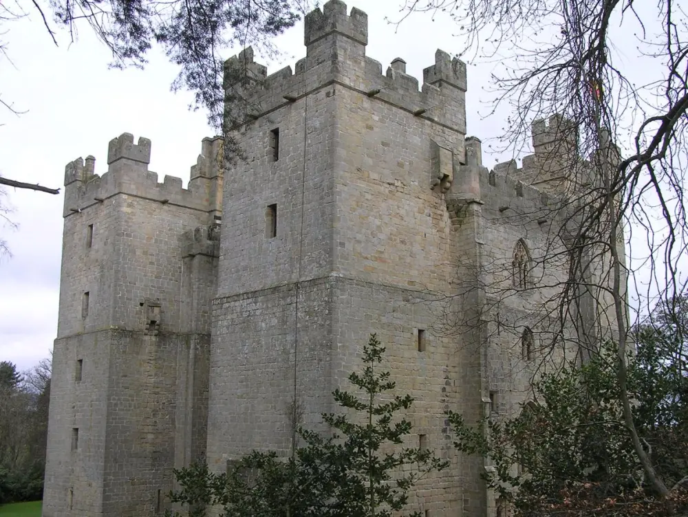 Photo de Château de Langley - Historic England / Paul Adams