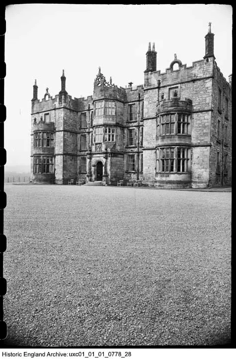 Photo de Château de Chipchase - Historic England / Historic England Archive