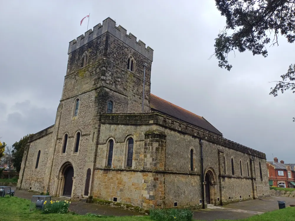 Photo de Église de St Peter - Historic England / Helen C-F
