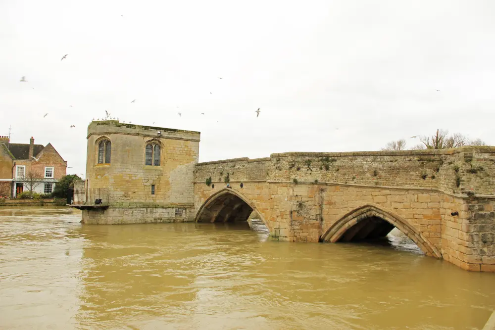 Photo de Le pont - Historic England
