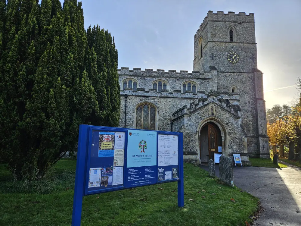 Foto de Iglesia parroquial de Santa María la Virgen - Historic England